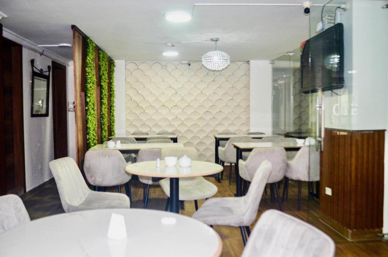 Hotel Imperial Ambato Luaran gambar
