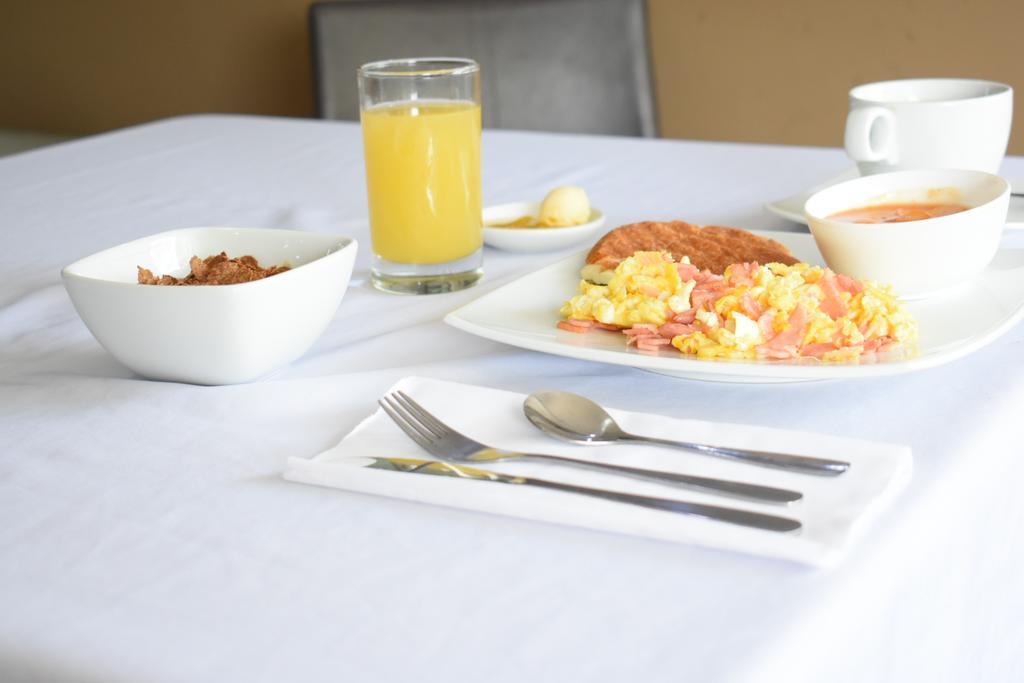 Hotel Imperial Ambato Luaran gambar